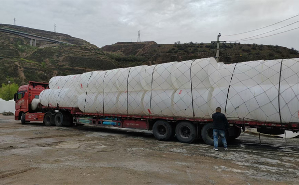 庆城PE吨桶交付中